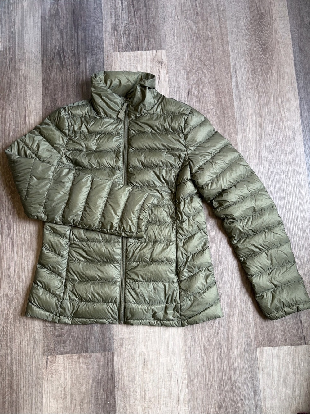 Lightweight Olive Green Packable Down Jacket - Women's